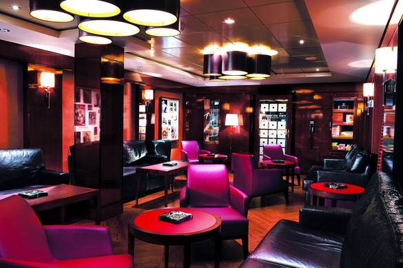 NCL, Norwegian Epic, Humidor Cigar Lounge, Credit - Rick Diaz Photography.jpeg